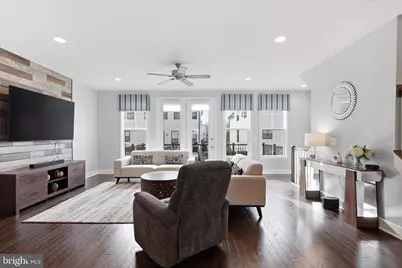 25429 Hartland Orchard Terrace, Chantilly, VA 20152 - Photo 15