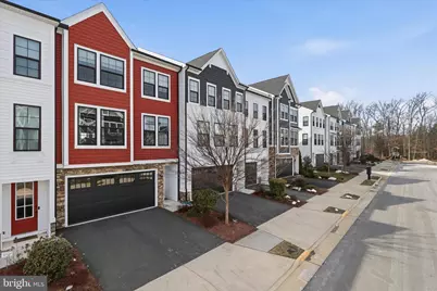 25429 Hartland Orchard Terrace, Chantilly, VA 20152 - Photo 3