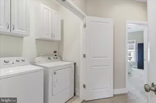 25429 Hartland Orch Ter, Chantilly, VA 20152 - Photo 31