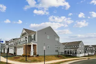 25635 Not Forgotten Ter, Chantilly, VA 20152 - Photo 3