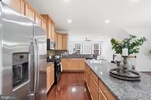 25683 Azalea Garden Terrace, Aldie, VA 20105 - Photo 17