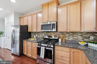 25683 Azalea Garden Terrace, Aldie, VA 20105 - Photo 15