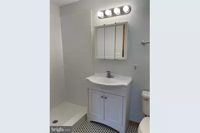 21 E Loudoun Street, Round Hill, VA 20141 - Photo 13