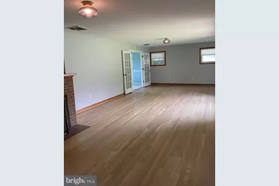 21 E Loudoun Street, Round Hill, VA 20141 - Photo 7