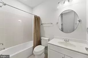 21007 Rocky Knoll Square, Ashburn, VA 20147 - Photo 21