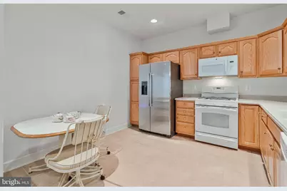 44442 Oakmont Manor Square, Ashburn, VA 20147 - Photo 11