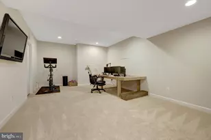 41258 Chatham Green Cir, Aldie, VA 20105 - Photo 53