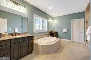 41258 Chatham Green Cir, Aldie, VA 20105 - Photo 35