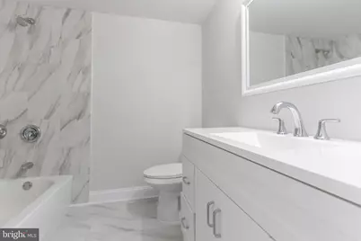 214 Leslie Ct, Sterling, VA 20164 - Photo 33