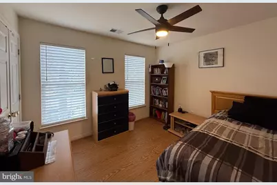 43569 Yorkshire Court, Ashburn, VA 20147 - Photo 17