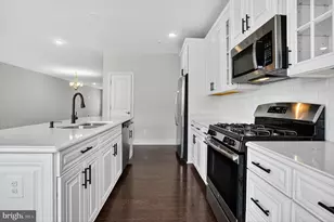 41956 Pickwick Ml Ter, Aldie, VA 20105 - Photo 5