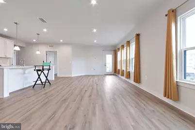 46320 Mount Milstead Terrace #305, Sterling, VA 20164 - Photo 5