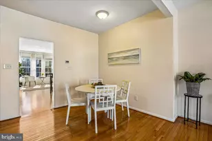 45558 Lakemont Square, Sterling, VA 20165 - Photo 7