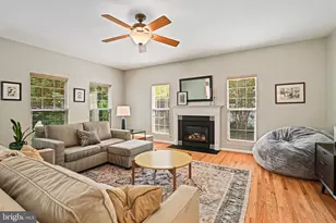 731 Emmet Ct SW, Leesburg, VA 20175 - Photo 3