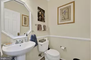 47435 Courtney Ln, Sterling, VA 20165 - Photo 33