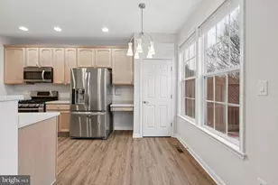 18801 Silverwood Terrace, Leesburg, VA 20176 - Photo 5