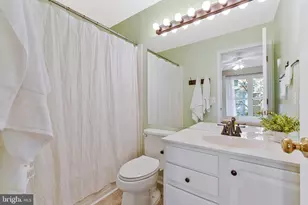 21789 Baldwin Square, Sterling, VA 20164 - Photo 23