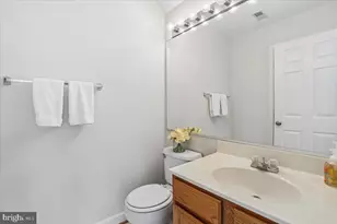 25324 Ashbury Dr, Chantilly, VA 20152 - Photo 19