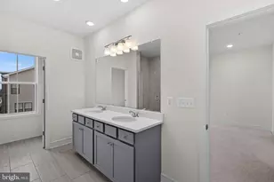 43406 Farringdon Sq, Broadlands, VA 20148 - Photo 19