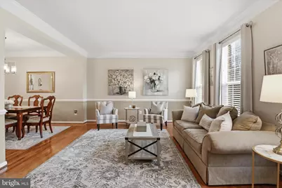 25524 Crossfield Drive, Chantilly, VA 20152 - Photo 3