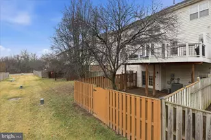 25524 Crossfield Dr, Chantilly, VA 20152 - Photo 33