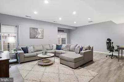 25524 Crossfield Drive, Chantilly, VA 20152 - Photo 27