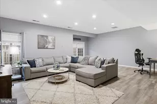 25524 Crossfield Dr, Chantilly, VA 20152 - Photo 27