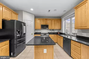 26068 Talamore Dr, Chantilly, VA 20152 - Photo 11