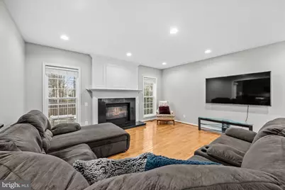 26068 Talamore Drive, Chantilly, VA 20152 - Photo 9