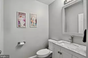 17232 Pickwick Dr, Purcellville, VA 20132 - Photo 17