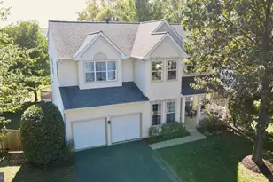 17232 Pickwick Dr, Purcellville, VA 20132 - Photo 3