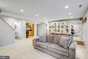 21625 Merion St, Ashburn, VA 20147 - Photo 17