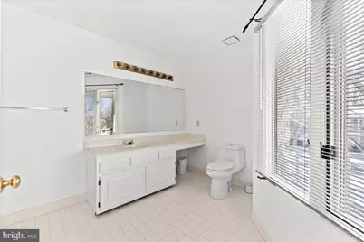 47672 Pennrun Way, Sterling, VA 20165 - Photo 25