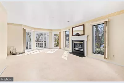 47672 Pennrun Way, Sterling, VA 20165 - Photo 7