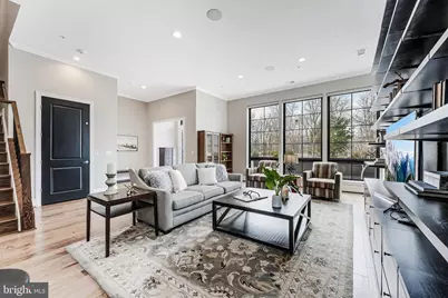 20370 Northpark Drive, Ashburn, VA 20147 - Photo 5