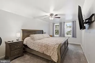 112 N Kennedy Rd, Sterling, VA 20164 - Photo 17