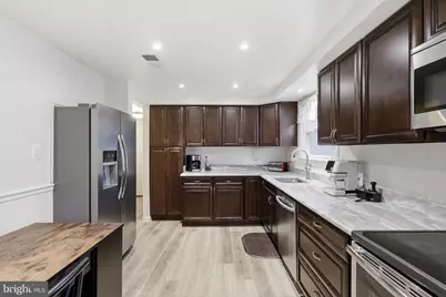 112 N Kennedy Road, Sterling, VA 20164 - Photo 7