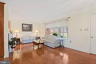 1398 S King St, Leesburg, VA 20175 - Photo 3