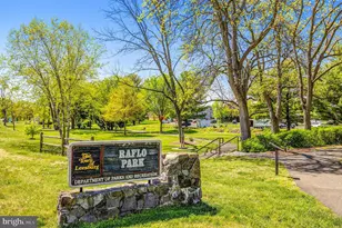 1398 S King St, Leesburg, VA 20175 - Photo 37