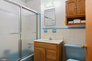 1396 S King St, Leesburg, VA 20175 - Photo 21