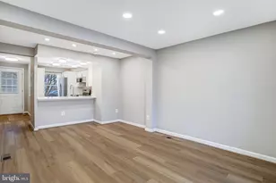 106 Charing Ct, Sterling, VA 20164 - Photo 5