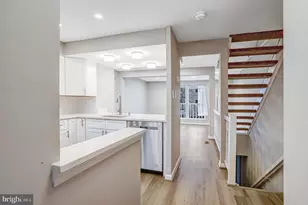 106 Charing Ct, Sterling, VA 20164 - Photo 11