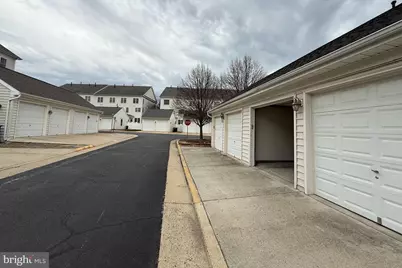 22949 Fanshaw Square, Brambleton, VA 20148 - Photo 37