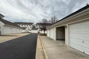 22949 Fanshaw Square, Brambleton, VA 20148 - Photo 37