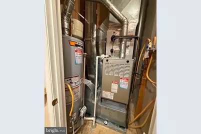 22949 Fanshaw Square, Brambleton, VA 20148 - Photo 31