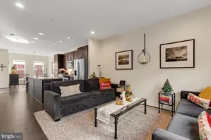 254 Bluemont Branch Terrace SE, Leesburg, VA 20175 - Photo 17