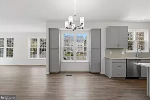 224 Lawford Dr SW, Leesburg, VA 20175 - Photo 23