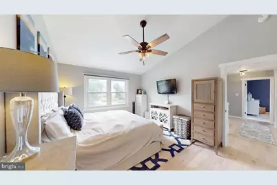 10728 Sugar Meadow Drive, Great Falls, VA 22066 - Photo 27