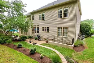 47093 Kentwell Pl, Sterling, VA 20165 - Photo 3