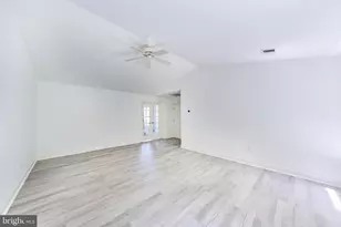 47093 Kentwell Pl, Sterling, VA 20165 - Photo 43